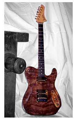 chitarra elettrica Telecaster in noce